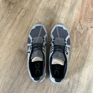 NWOB On Running Men's Cloud in Slate/Rock - Size 8.5